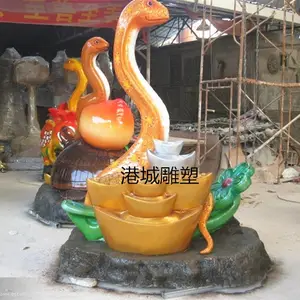 新年生肖蛇卡通玻璃钢蛇年春节吉祥物雕塑园林景区网红打卡摆件