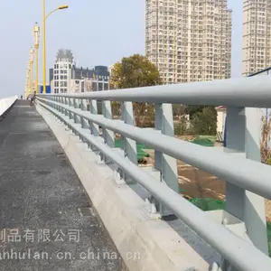 实景赏析--防撞护栏