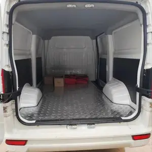 广西南宁5.6个方中型面包车出租,纯电动面包车出租,新能源货车