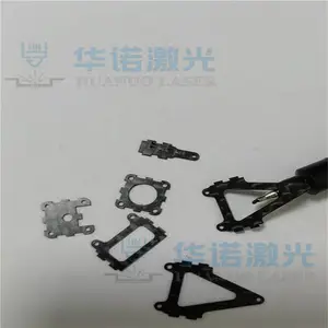 �����ǰ���Ĥ����ģ�о�Ե���������и�����Ƭ΢С�׼ӹ�