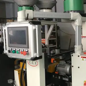 悬臂控制箱吊臂箱摇臂箱悬臂操作箱7寸10寸触摸屏电箱可旋转支架