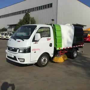 C֤��ʻԱ���Կ���С��ɨ·�� ����С�������䷽��