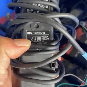 ŷķ����ȫ�ſ��� D4NS-4CF ��λ����һ��һ�ջ��������
