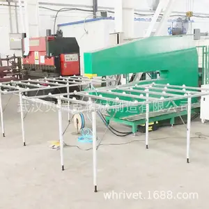 2米交通标牌自动铆钉机，武汉贝瑞克标志牌自动铆钉机
