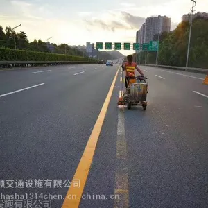惠州惠城道路划线-公路划线-斑马线箭头划线-热熔划线随叫随到
