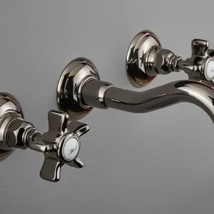 Officina Nicolazziˮ��ͷ���Dames Anglaisesϵ�и߶���ԡƷ��