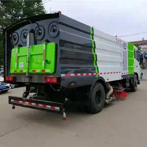 大型东风多利卡多用途吸尘车