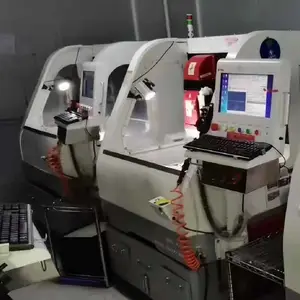 ���ͷ������������ؾ������CCD�ǿ�����Ƭ�����ǰ��ϳ��