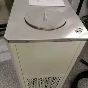 �ߵ���һ����²ۼ�������ˮԡʵ����������ȴҺѭ����