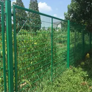 光伏围栏网生产商 光伏厂区围墙铁丝网 结构紧凑