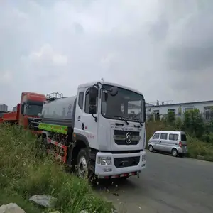 销售东风尖头绿化喷洒车 东风D6系列价格低的5吨洒水车 国六东风小多利卡5方蓝牌洒水车
