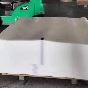 �㶫���Ҷ������ػ����̿�˺�� ���Ϸ���Ƭ �泵������