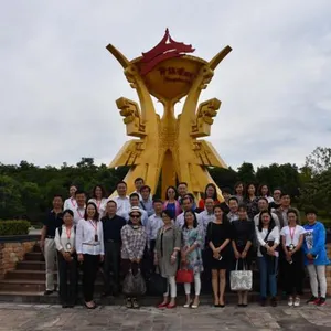 通山县雕塑南国艺术工作室