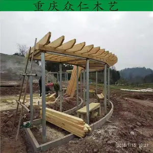 万盛景区防腐木花架 公园防腐木平台栏杆 防腐木栅栏批发 众仁木艺