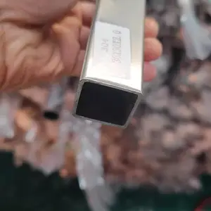 云南楚雄南华不锈钢弯头,304不锈钢法兰