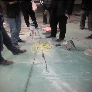 ������������ʯճ��ʩ���߷����潺��ճ���������Ժ�