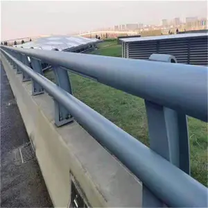 甄乾鑫护栏 种类公路护栏网市政围栏网路防护网人行护栏防制安装作