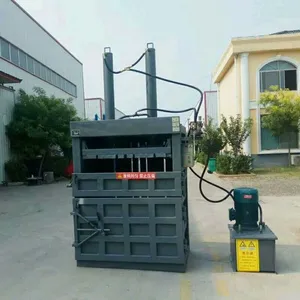 铁麒麟液压立式20吨打包机 半自动秸秆稻草打包机批发