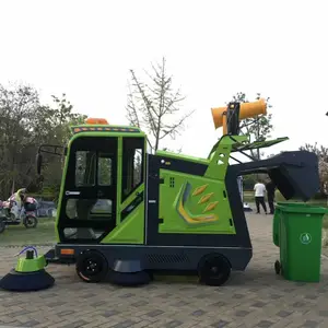 三朋四轮自卸款扫地车 高端物业小区道路保洁清扫车