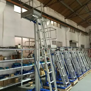 澳门棚架公司专用手摇式铝合金登高平台梯