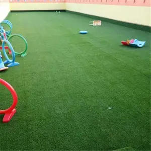 ѧУ�ٳ������ ����ز�ƺ���� �ٲ�Ƥ��ˮʩ��