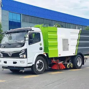 路面、路沿清洗、清扫及喷雾降尘东风大多利卡洗扫车
