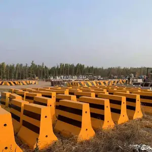 北京水泥隔离墩厂家/北京道路隔离墩价格/北京隔离墩规格