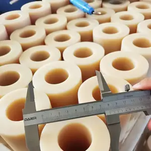 自润滑MC浇铸尼龙齿轮 耐磨塑料含油导向衬套尼龙制品 按需加工