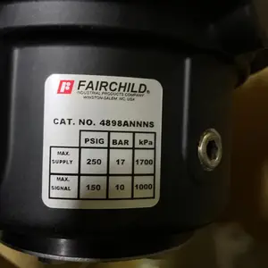 ��ӦFAIRCHILD ������ѹ�� 4898ANNNS