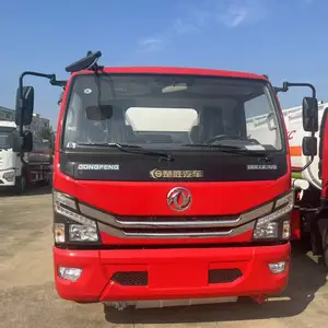 东风多利卡D6危险品运输车,4.5方油罐车,5吨加油车