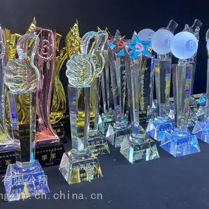 水晶工艺品定制水晶内雕摆件定做玻璃奖杯设计奖杯公司