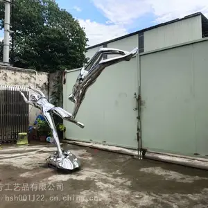 户外公园绿地广场景观摆件金属亮光不锈钢体育人物雕塑