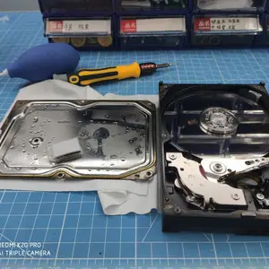 电脑硬盘火烧水淹电路板腐蚀损坏 哈尔滨海鹏数据恢复泰山大厦709
