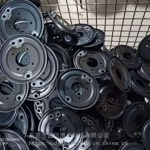 汽车金属零配件焊接/刹车盘自动焊接设备/选用东莞正信品牌