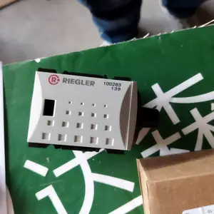 RIEGLER双向节流阀359.005-5用于食品行业调节气缸的活塞速度