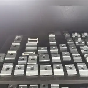 龙门吊扣件钢轨压板Q235货物堆场起重轨压板工厂