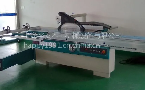 ��Ӧ�Ϻ�ľ����е���ܲð������ؾ��ܲð����ð�����ð�ⴲ(ͼ)