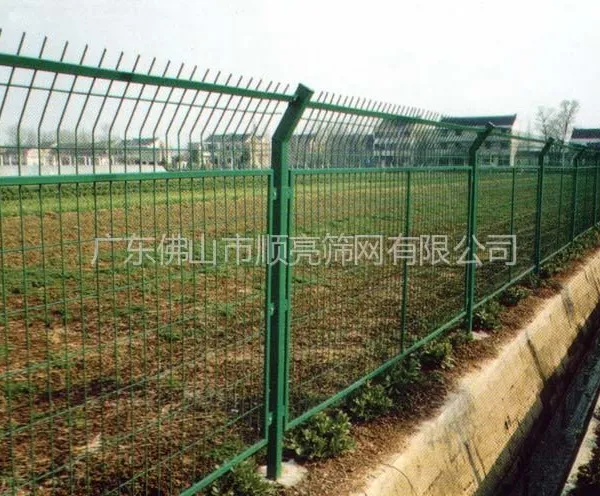 供应广东护栏网厂、珠海小区护栏网、佛山护栏网、广东框架护栏网厂、