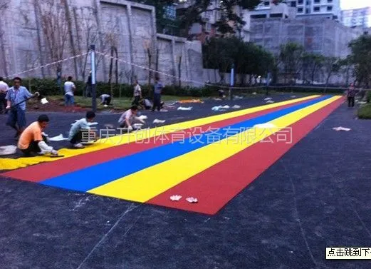 供应塑胶篮球场地面铺设,塑胶网球场地面铺设,足球场塑胶地面铺设