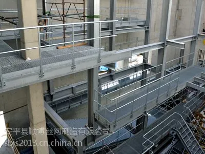 平台走道钢格板厂家---石家庄市顺博钢格板