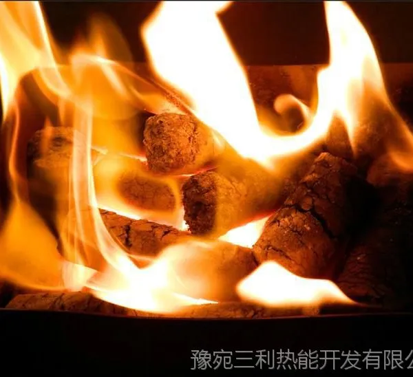 供应全国8MM生物质颗粒木粒 着火容易|燃烧特性好|燃烬率高