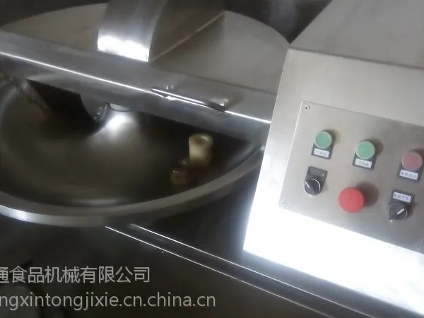 信通牌斩拌机,质量好,价格便宜,您理想的斩拌机。