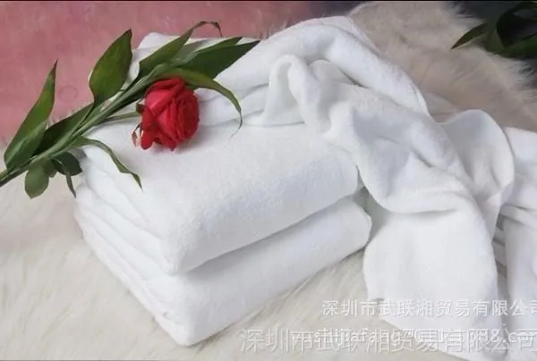 供应深圳白毛巾白浴巾订做批发价格便宜