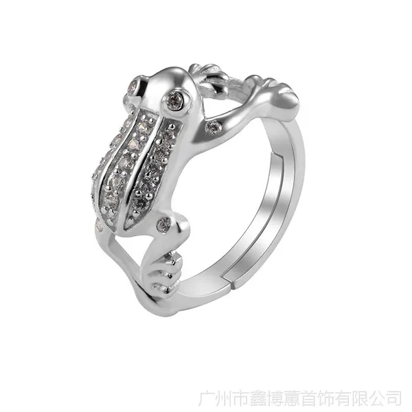 925银青蛙王子戒指 银饰批发 锆石戒指
