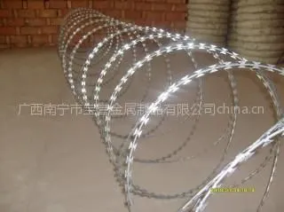 供应南宁刀刺滚笼安装,刀片刺丝厂家,防城港刺丝市场,玉林刺绳,柳州机场刀片刺绳生产,三亚刺绳