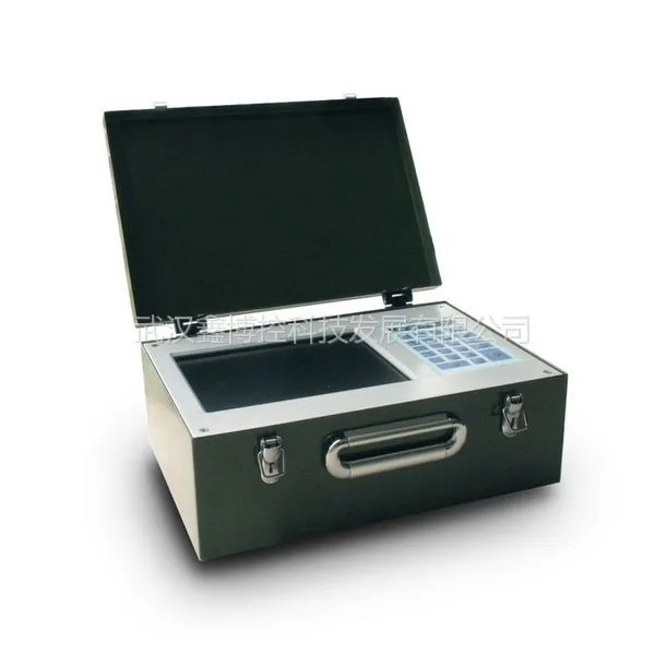 供应5.7寸便携式上翻盖工业一体机电脑 FPC3000-TP-057T