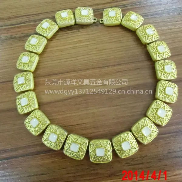 供应生产:仿金项链,服饰配件黄金链条 金色项链
