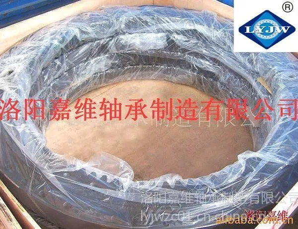 供应供应海量回转支承/转盘轴承现货