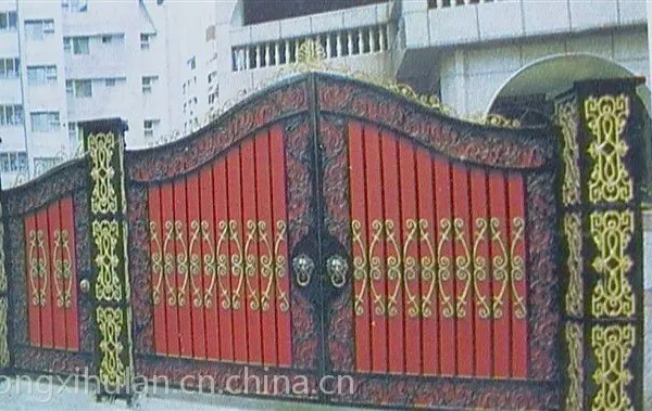 供应各种铁艺大门,铝艺大门,凯旋门,电动伸缩门系列。