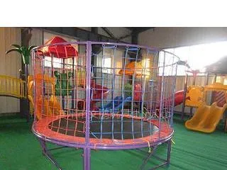 供应供应潍坊蹦蹦床转椅充气蹦蹦床幼儿园水杯架